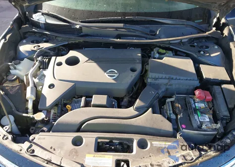 2015 Nissan Altima 2.5 S из США, поврежденный, VIN 1N4AL3AP8FC283544